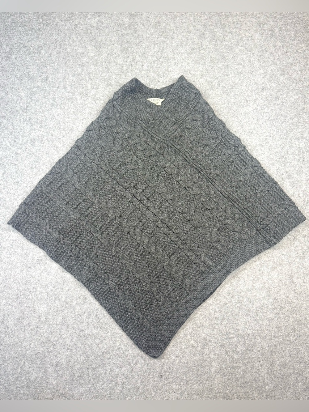 Blarney Woolen Mills Merino Wool Poncho Sweater Irish Charcoal Grey Large Cozy